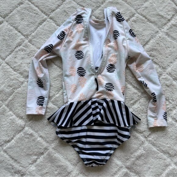 Dot Dot Smile | Long Sleeve Pineapple Rash Guard | Size 5/6 - Picture 4 of 8